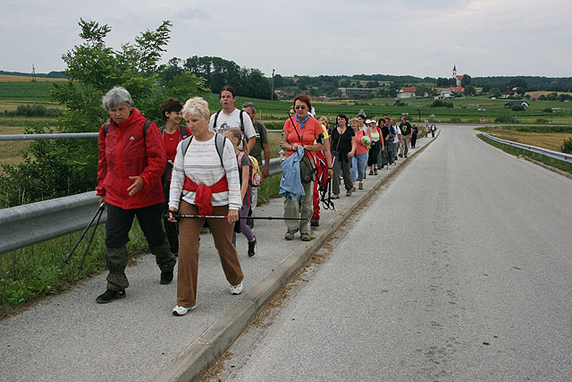 Őrség - Goričko túra 2010 - A háttérben Hodos
