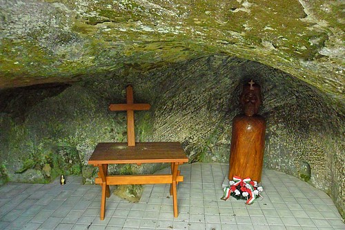 Istenmezeje - A barlang kápolna