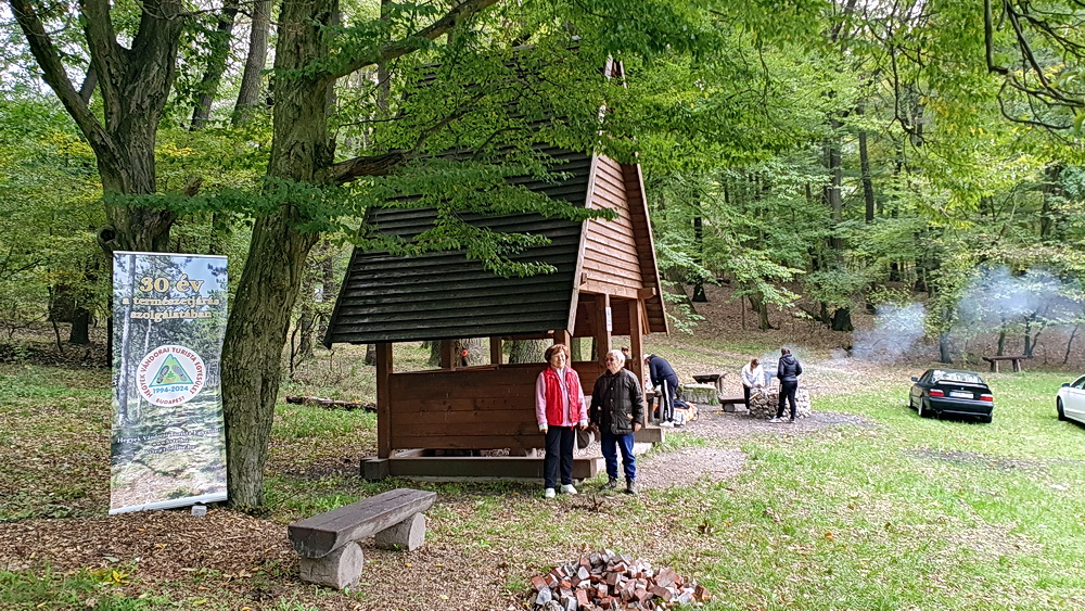 Hatodik forduló: Várgesztes, Vár-pihenő