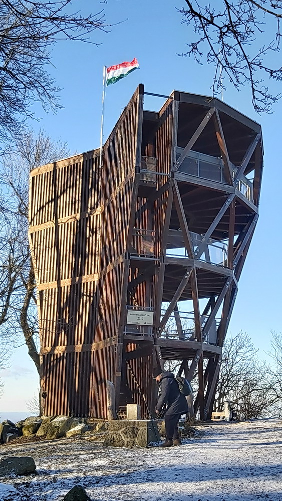 Óévbúcsúztató nyílt túra a Visegrádi-hegységben